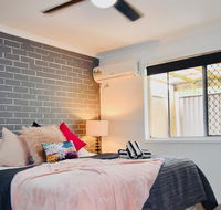 Grey Brick Apartment - Tourism Search