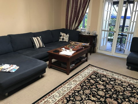 Guest House On Hyde - Tourism Search 2