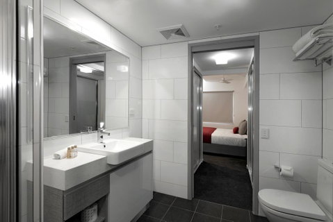 H On Mitchell Apartment Hotel - Tourism Search 2