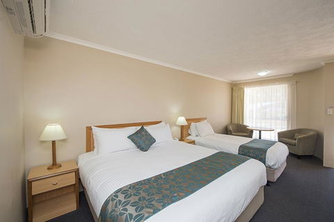 Harbour Sails Motor Inn - Tourism Search 1