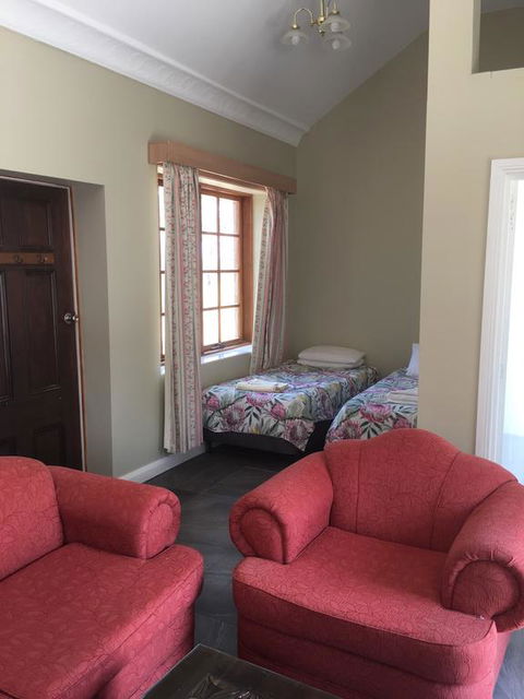 Hatchers Richmond Manor - Tourism Search 3