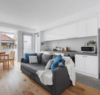 Heart of Windsor Apartment by Ready Set Host - Tourism Search