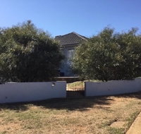 Hendersons Houses - Tourism Search