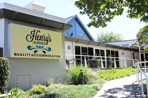 Henry's Quirindi - Tourism Search 0