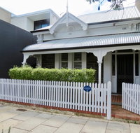 Heritage Luxury 3BR Cottage on Halifax - Tourism Search