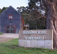 Herons Rise Vineyard Accommodation - Tourism Search