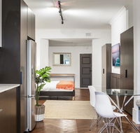 High-End Studio Near Parks Theatres and Dining - Tourism Search