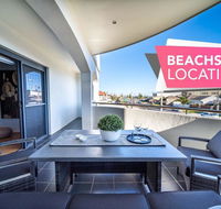 Higher Ground on Seaview-Superb Beach Lifestyle - Wifi - Metres from the beach - Tourism Search