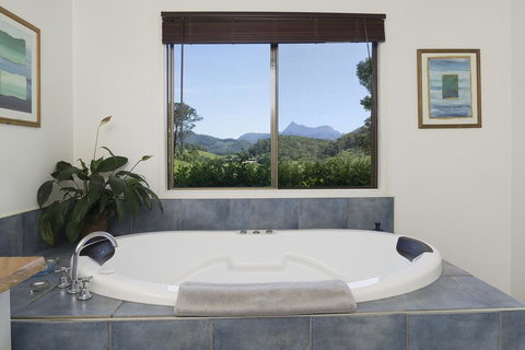 Hillcrest Mountain View Retreat - Tourism Search 2