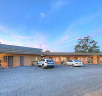 Hilldrop Motor Inn - Tourism Search