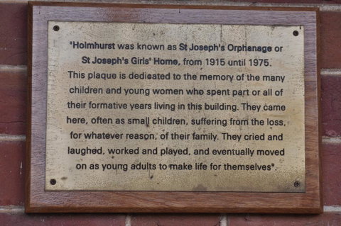 Holmhurst Guest House - Tourism Search 1