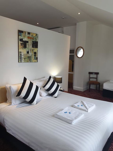 Hotel Blue - Tourism Search 3