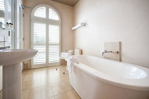 Hotel Frangos - Tourism Search 3