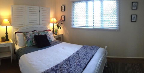 Jacaranda House Bed & Breakfast - Tourism Search 2