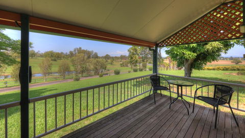 Jacaranda Motor Lodge - Tourism Search 2