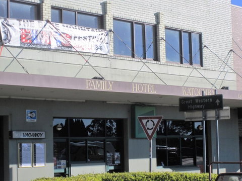 Katoomba Hotel - Tourism Search 1
