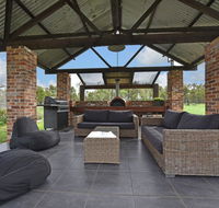 Kelman Cottage - tucked away with pool  native wildlife - Tourism Search