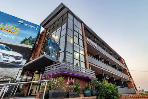 Kingsford Riverside Inn - Tourism Search 0