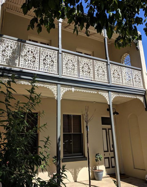 La Dentella- Terrace On Bentinck Street - Tourism Search 3