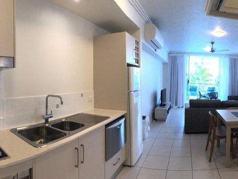 Lagoons Swim Out 2 Bedroom - Tourism Search 3