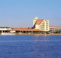Lakes Hotel - Tourism Search