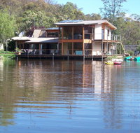 Lakeside Lodge Armidale - Tourism Search