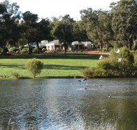 Lakeview Lodge - Tourism Search