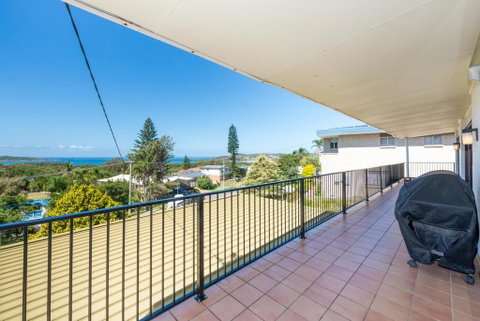 Lentara St 12 - Fingal Bay - Tourism Search 0
