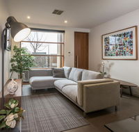 LUXE - Park views Wine Wifi Netflix Garage PETS ok - Tourism Search