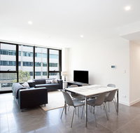 Luxury 3 Bedroom Apartment in an Amazing Location - Tourism Search