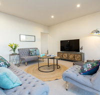 Luxury Four Bedroom Apartment - Tourism Search