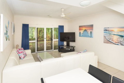 Mango Tree Private Apartments - Tourism Search 0