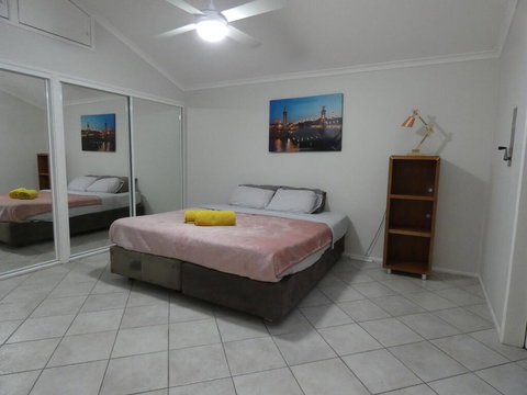 Maroochy River Apartment - Tourism Search 3