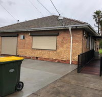 Melbourne short stay- Burwood Deakin Uni Burwood - Tourism Search