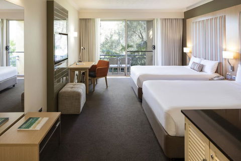 Mercure Gold Coast Resort - Tourism Search 2