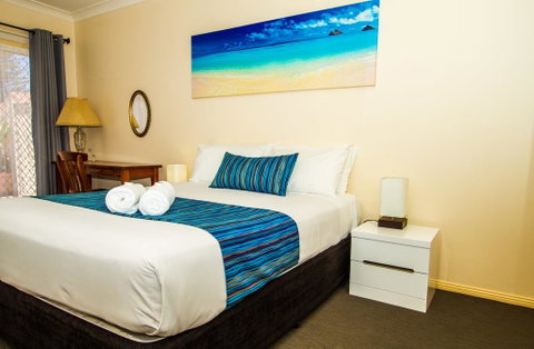 Meridian Beachside Apartments - Tourism Search 1