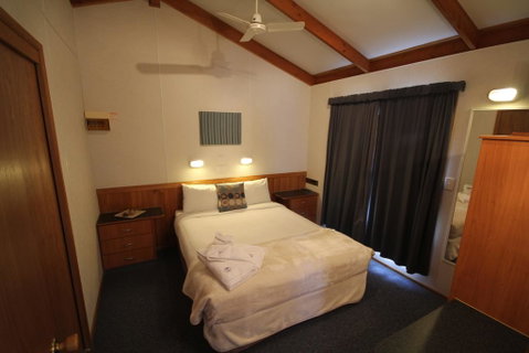 Metung Holiday Villas - Tourism Search 2