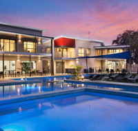 Middle Rock Holiday Resort - Tourism Search