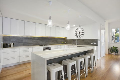 Moonah Beachside Retreat - Tourism Search 3