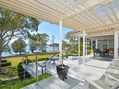Morisset Memories - Tourism Search 1