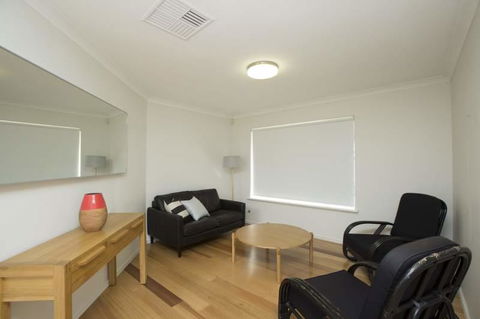 Mt Pleasant Short Stay - Tourism Search 3