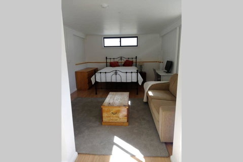 Narooma House With A View - Tourism Search 2