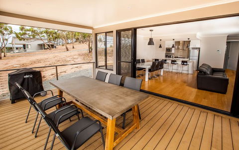 Neagles Retreat Villas - Tourism Search 3
