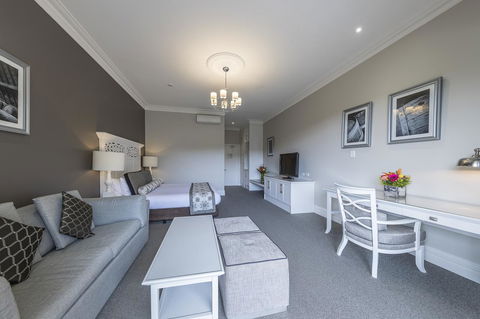 Grand Mercure Basildene Manor - Tourism Search 21