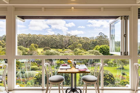 Grand Mercure Basildene Manor - Tourism Search 10