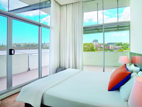 Adina Apartment Hotel Perth - Tourism Search 4