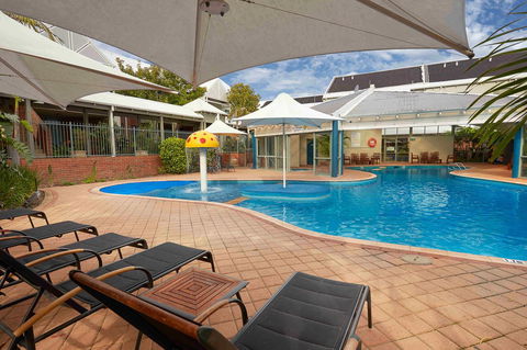 Broadwater Resort Como - Tourism Search 31