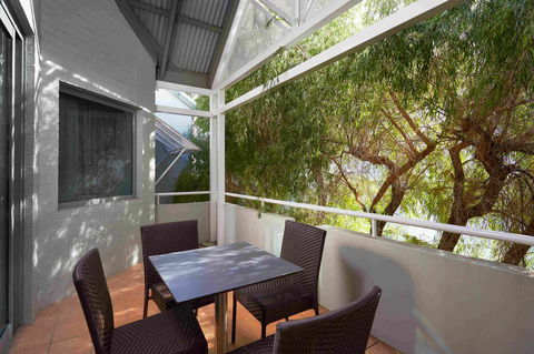 Broadwater Resort Como - Tourism Search 14
