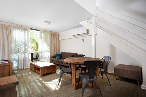 Broadwater Resort Como - Tourism Search 18