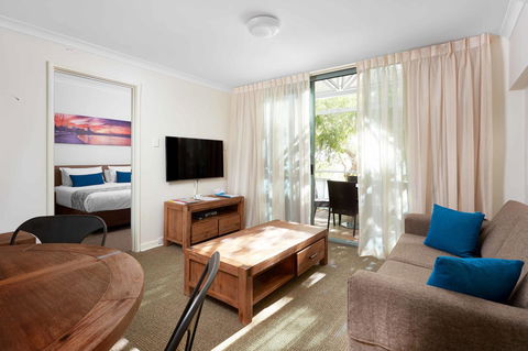 Broadwater Resort Como - Tourism Search 15